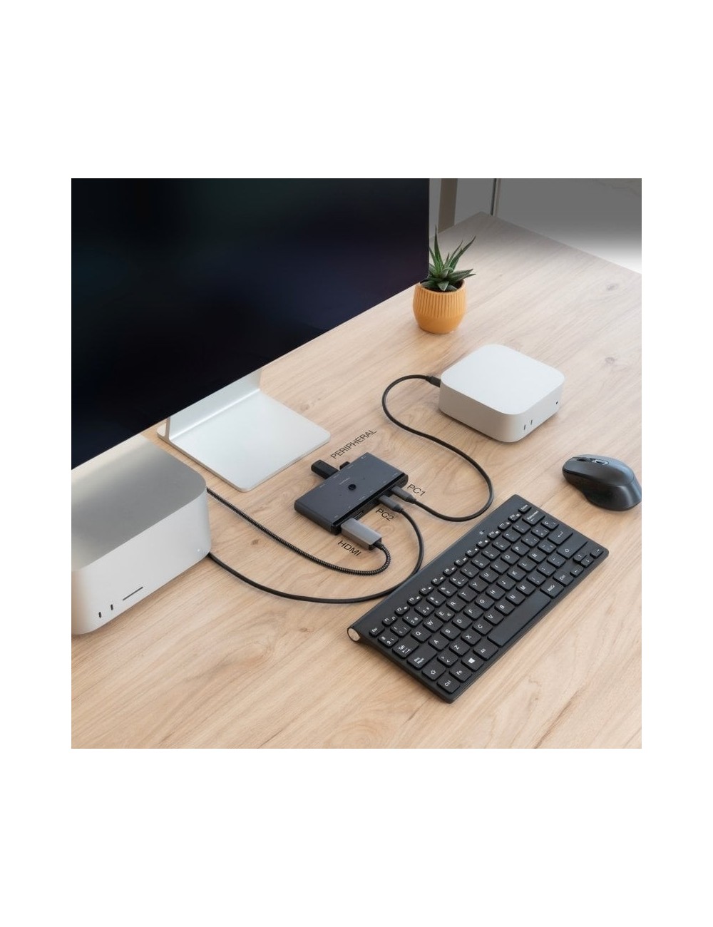 Switch Conmutador 8K Nanocable 10.12.0003/ 1x HDMI/ 1x DisplayPort/ 3x USB/ 2x USB Tipo-C/ 1x Jack 3.5mm/ 2x USB Tipo-C PD