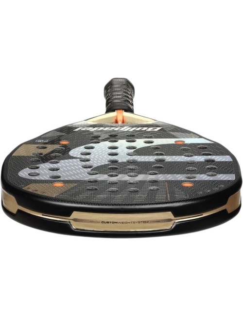 Pala de Pádel Bullpadel Neuron 02 2026 (Fede Chingotto)/ Negra y Dorada