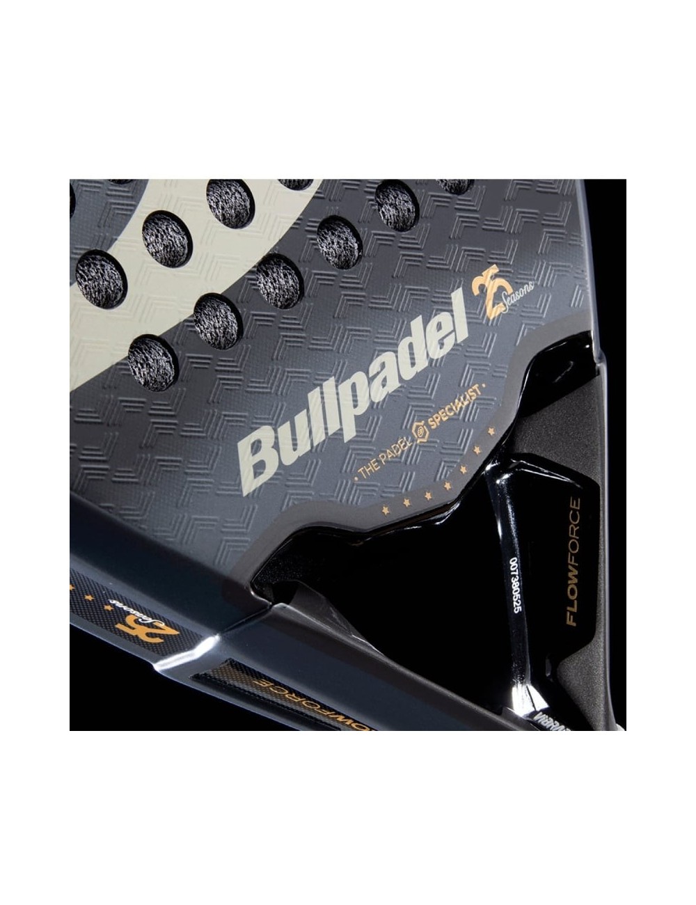 Pala de Pádel Bullpadel Flow Legend 2026 (Alejandra Salazar)/ Blanca y Negra